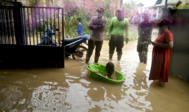 Diguyur Hujan Semalaman, Warga Perumahan Kembar Lestari Mendalo Kebanjiran