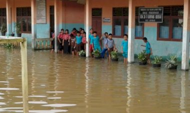 Intensitas Hujan Tinggi, Kecamatan Berbak Tanjab Timur Siaga Banjir