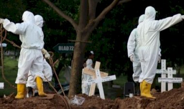 Curahan Hati Sang Sopir Ambulans DKI: Sedih Tiap Hari Lihat Jenazah COVID-19