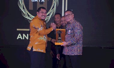 Bupati Bungo Raih Penghargaan Sebagai Bupati Terbaik dari Appenas Jaya