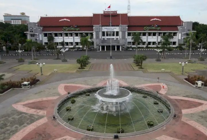 Satu ASN Meninggal Positif COVID-19, Kantor Kecamatan & Enam Kelurahan di Surabaya Tutup Sementara