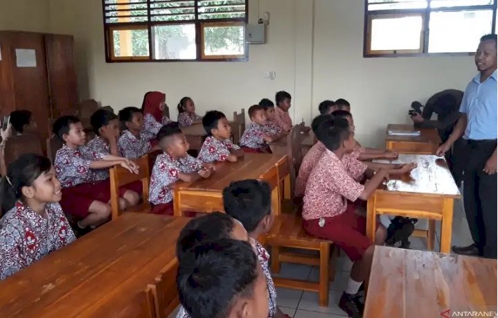 PGRI Minta Pemerintah Jokowi Segera Bayarkan Tunjangan Profesi Guru: Ini Sudah Bulan ke Empat!