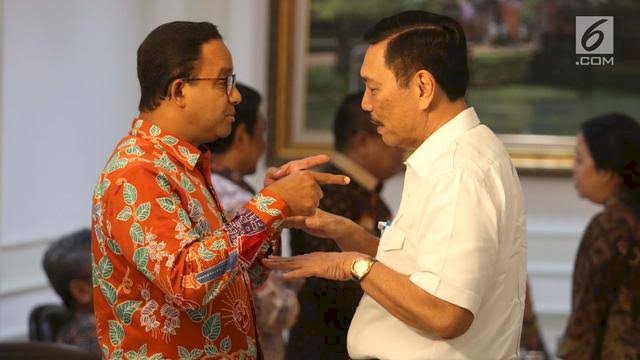 Luhut Minta Anies Menindak Tegas Kantor yang Masih Beroperasi saat PSBB, Tapi Luhut Ingin KRL Tetap Beroperasi