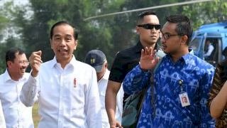 Andi Taufan yang Bikin Heboh Jagat Medsos Pilih Mundur dari Stafsus, Yuk Intip Profilnya