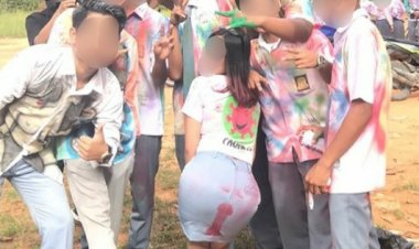 Viral Aksi Corat-coret Seragam dan Tak Senonoh Siswa di Pekanbaru Bikin Geleng Kepala