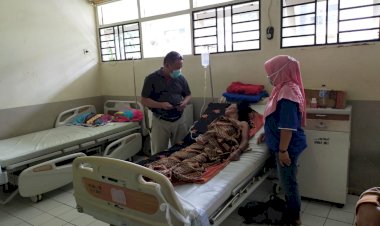 Tak Miliki Biaya, Nenek di Kerinci Ini Dibantu Relawan untuk Operasi Penyakitnya