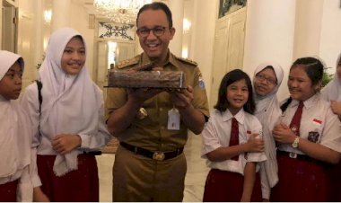 Kado Ulang Tahun Anies, Disemprot Dua Menteri Gara-gara Soal Bansos
