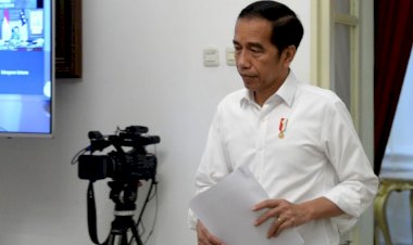 Jokowi Kini Punya Akses Penuh Mengangkat, Memindahkan, Memecat ASN!