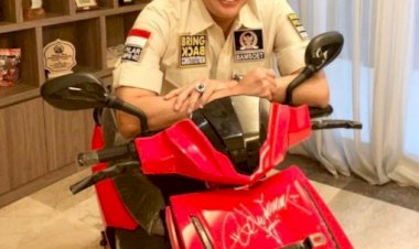 Ketua MPR Sebut Motor Listrik Bertanda Tangan Jokowi Dilelang Konser Virtual Bimbo