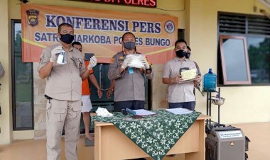 Kedua Warga Aceh Ini Mengaku Diupah Rp50 Juta Bawa Sabu ke Bungo