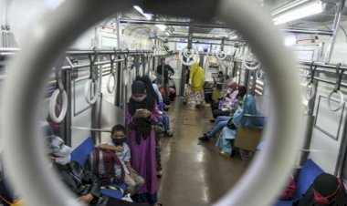 Luar Biasa! Pengguna KRL Hari Kedua Lebaran Capai 83.125 Orang