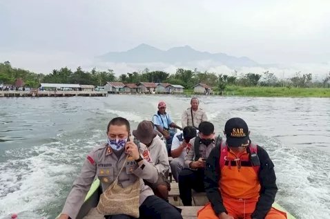 Pesawat Jatuh di Danau Sentani, Sang Pilot Sudah Ditemukan