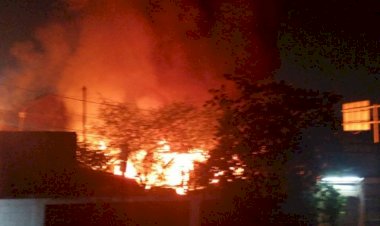 Kebakaran Rumah dan Kontrakan di Cakung akibatkan Kerugian sekitar Rp450 Juta