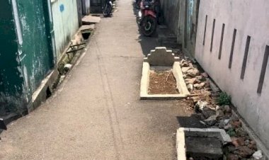 Wow Ada Kuburan di Gang 'Senggol' di Pulogadung, Begini Ceritanya