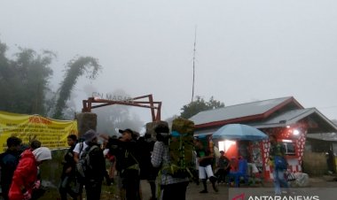 Lima Pendaki asal Agam yang Hilang di Gunung Marapi Ditemukan, Begini Kondisinya
