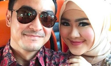 Nah Loh, Zumi Zola Digugat Cerai Sherrin Tharia