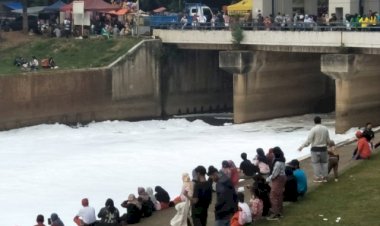 Sungai 'Bersalju' jadi Pemandangan Unik Peserta CFD BKT
