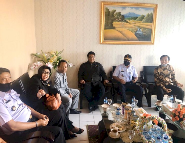 Anggota DPRD Provinsi Jambi Sambangi Lapas Jambi
