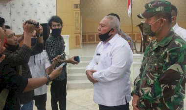 Konflik Warga dan PT WKS, Bupati Safrial Sarankan Tempuh Jalur Hukum