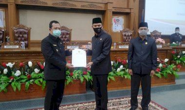 Rapat Paripurna DPRD Muarojambi, Fraksi PDIP: Pemkab Banyak Bergantung dengan Anggaran Bagi Hasil