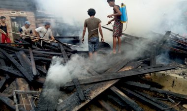 Rumah Anak Kades di Bungo-Jambi Ludes Terbakar, Damkar Disuruh Putar Balik