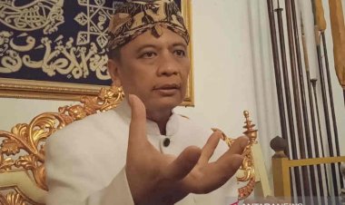 Sultan Kasepuhan Cirebon PRA Arief Natadiningrat Wafat