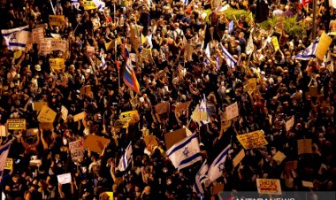 Ribuan Warga Protes Netanyahu Terkait COVID-19, Dugaan Korupsi: Waktumu Habis!