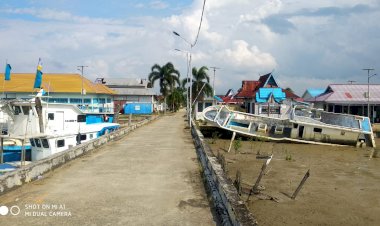 Kondisi TPI Tanjab Barat Tak Terurus, Nelayan: Seperti Kuburan Kapal