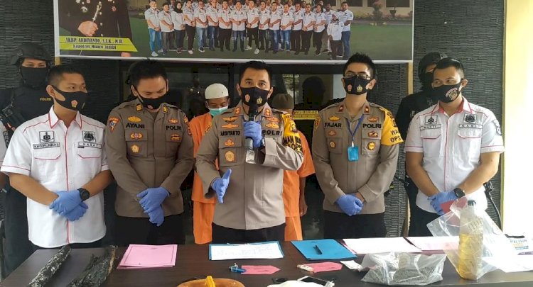 Bakar Lahan, 2 Warga Muarojambi Ini Diamankan Polisi