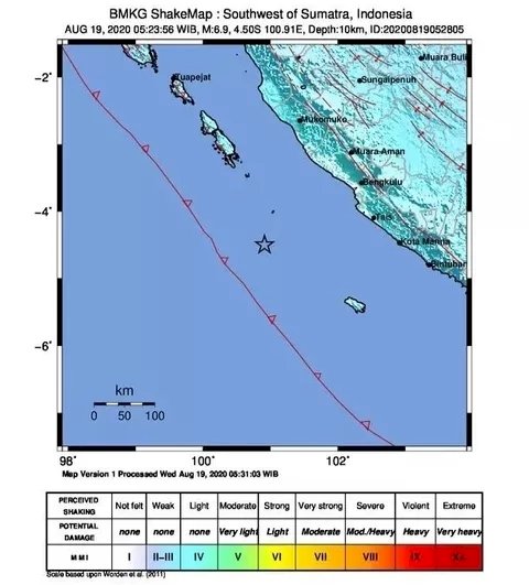 Usai Sholat Subuh Bengkulu Diguncang Gempa 6,9 dan 6,8 Magnitudo, Warga Kocar-kacir
