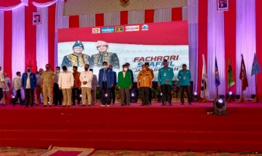 Lantik Tim Pemenangan Provinsi, Fachrori- Syafril Nursal Tunjuk Cik Bur Jadi Ketua Tim, Wakil Walikota Jambi Bendahara