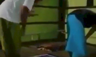 Video Sholat Berjemaah Sambil Main HP, Benarkah Lakukan Penistaan Agama?