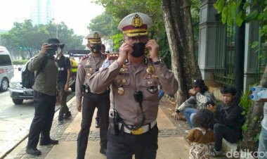 Cegah Penyusup Provokator di Demo CiptaKerja, Polisi Suruh Warga Pulang ke Rumah