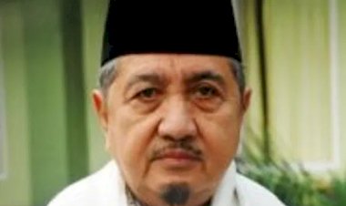Pimpinan Pondok Modern Darussalam Gontor KH Abdullah Syukri Zarkasyi Meninggal
