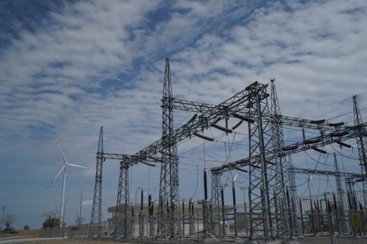 Tarif Listrik Tujuh Golongan PLN Turun Sesuai Keinginan Menteri ESDM