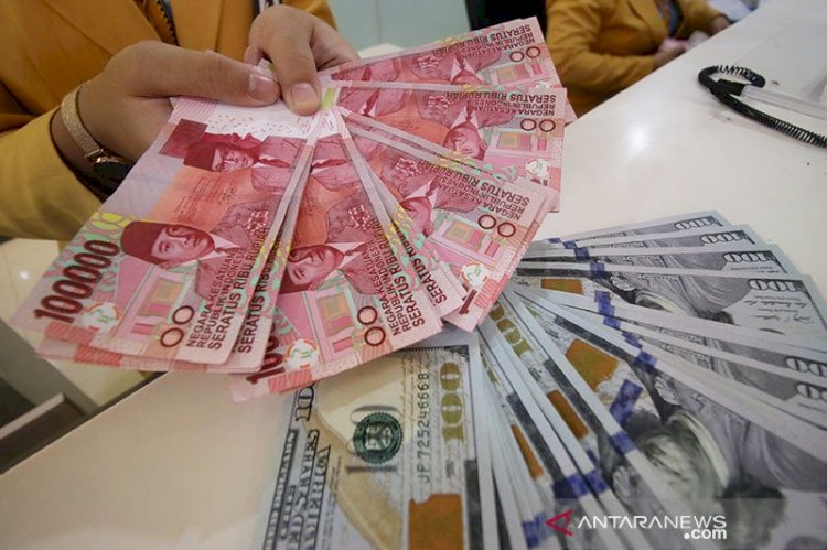 Rupiah Awal Pekan Menguat Seiring Kebijakan Anies Pelonggaran PSBB di Ibu Kota