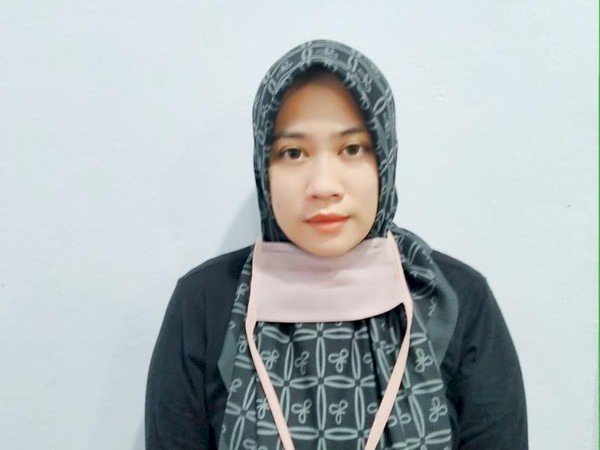 Wanita Cantik Ini Habiskan Uang Nasabah Rp4 Miliar Foya-foya, Sempat Janji Kembalikan