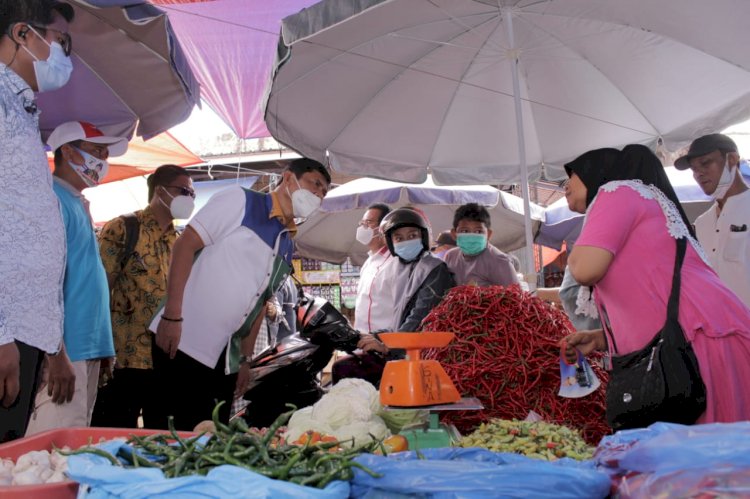 Blusukan Ke Pasar Tradisional, Syafril Nursal Harapkan Kebutuhan  Bahan Pokok Harus Berasal dari Petani Jambi