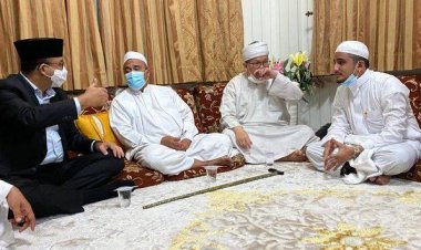 Ini Dia Isi Percakapan Habib Rizieq dan Anies yang Dibongkar Tengku Zulkarnain