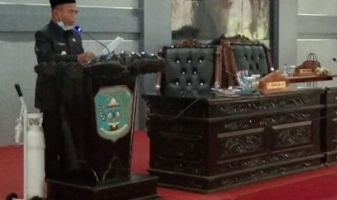 Pakai Tabung Oksigen, Plt Bupati Merangin Mashuri Tetap Hadiri Paripurna di DPRD