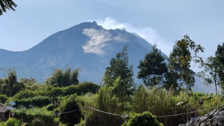Gunung Merapi Muntahkan Guguran, Warga Boyolali Terkejut