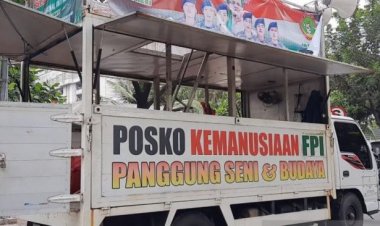 Denny Siregar Ejek Mobil Pendukung Rizieq: Ini Bukan Mobil Komando, Tepatnya Mibil Kimindi
