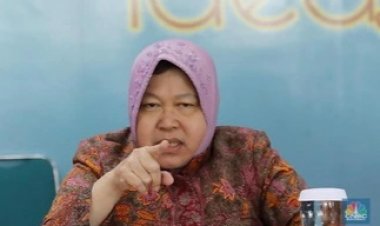 Perdana Jadi Mensos, Risma: Tidak Ada yang Tunai Semua Transfer!