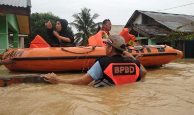 Hujan Deras Semalaman, Ratusan Rumah Warga di Jaluko Terendam Banjir