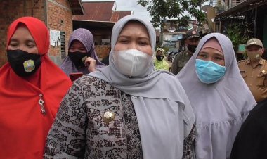 Ditanya Jadwal Pelantikan Pejabat Eselon II, Bupati Masnah: Pertengahan Bulan Ini Lah Ya
