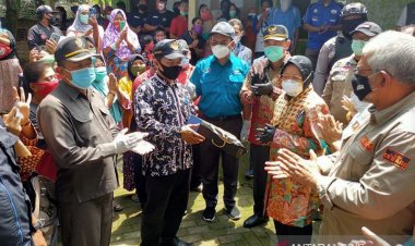 Dukung Risma Penyaluran Bantuan untuk Rakyat, PSI: Kami Percaya Figur Terbaik
