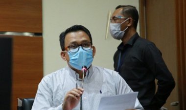 KPK Amankan Dokumen Kontrak Sembako dari Kantor PT ANM dan PT FMK