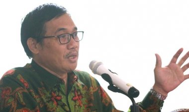 Viral Siswi Non Muslim di SMKN 2 Padang Diminta Pakai Jilbab, BPIP: Aturan Tidak Pancasilais, Harus Dicabut!