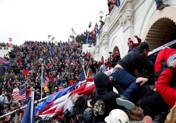 Kerusuhan Capitol Polisi Temukan Truk Penuh Bom dan Senjata