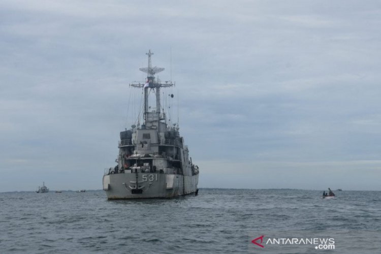 Kasal Perintahkan Pasukan Fokus Bantu Basarnas